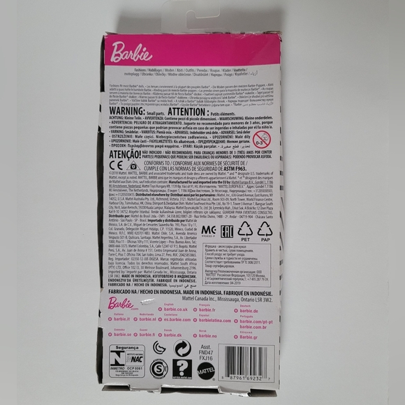 Barbie Cold Shoulder Black/Pink Heart Pattern  Dress w/Heart Bag & Sunglasses - Picture 2 of 2